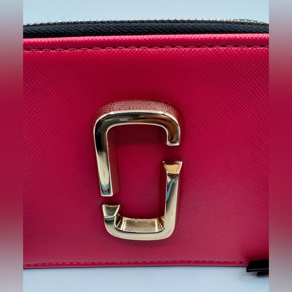 Marc Jacobs Snapshot | Very Good Condition - Picture 7 of 17